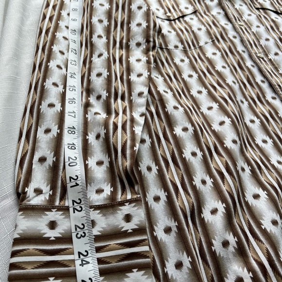 EUC Men’s XLT Wrangler western shirt - Picture 5 of 9